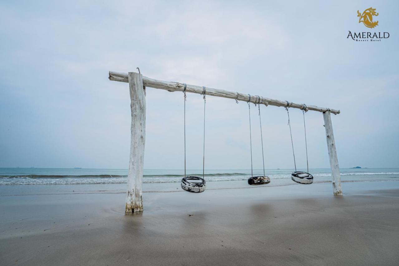 Amerald Resort Hotel Desaru Pengerang Buitenkant foto