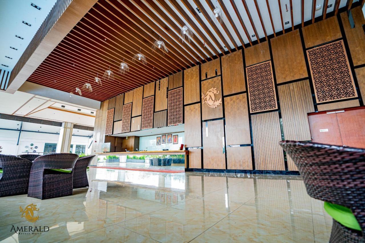 Amerald Resort Hotel Desaru Pengerang Buitenkant foto